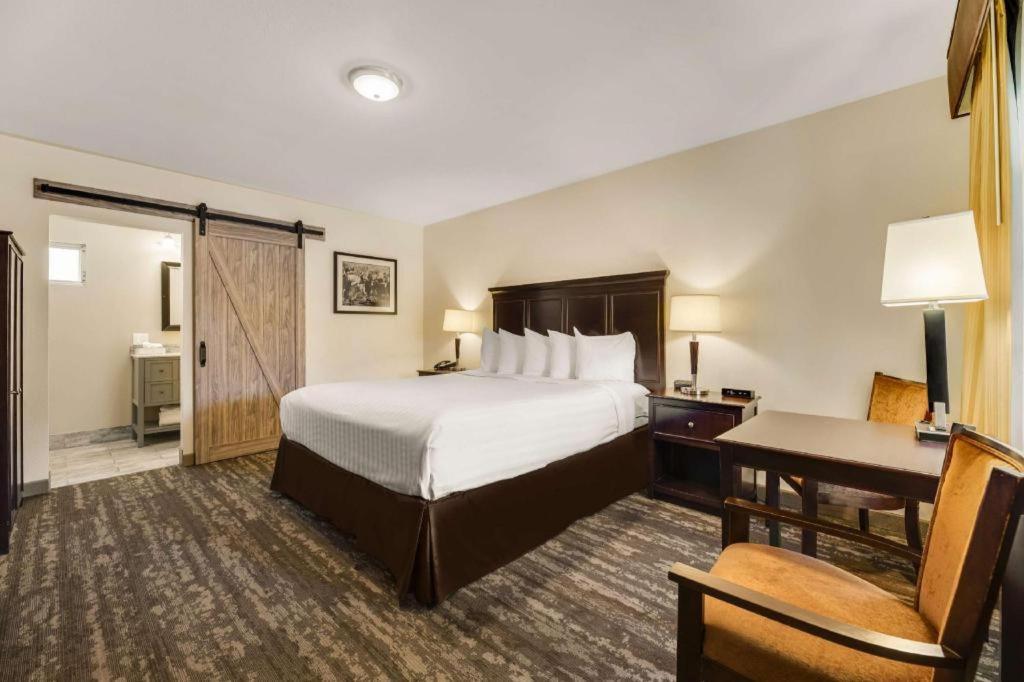 Best Western Frontier Motel Lone Pine Exterior photo
